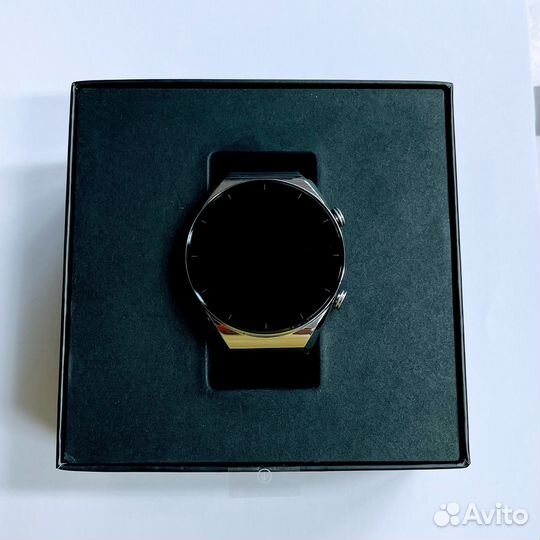 Смарт-часы Xiaomi Watch S1