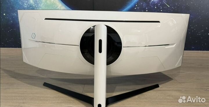 Игровой монитор Samsung odyssey G9