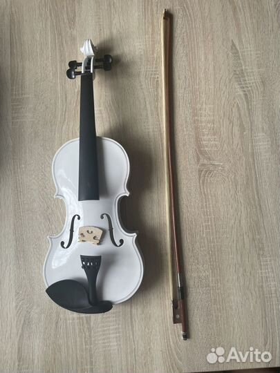 Скрипка V-10 4/4