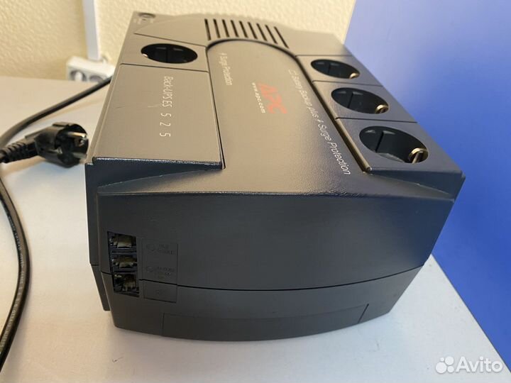 Ибп apc back ups 525/700 с новым аккумулятором