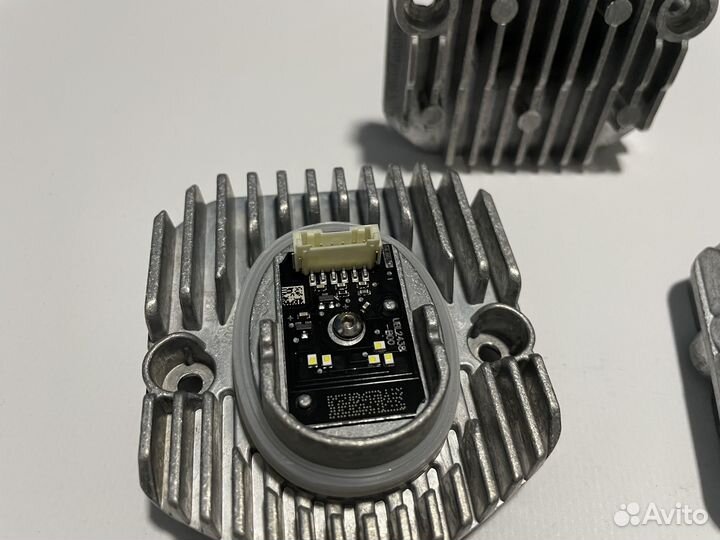 Блок розжига колец передних фар BMW G30 глазки