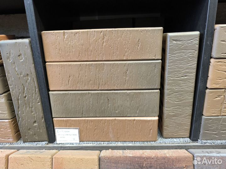 Кирпич облицовочный пустотелый