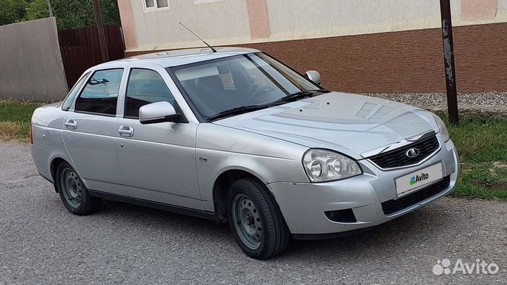 LADA Priora 1.6 МТ, 2011, 200 000 км