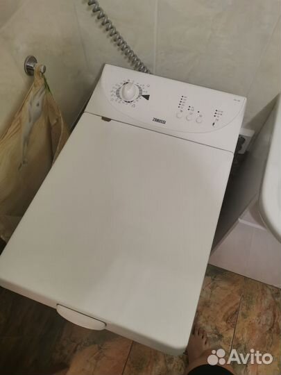 Стиральная машина Zanussi ZWY180