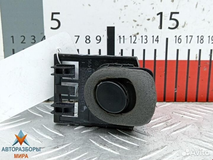 Кнопка открытия багажника Peugeot 307 2005