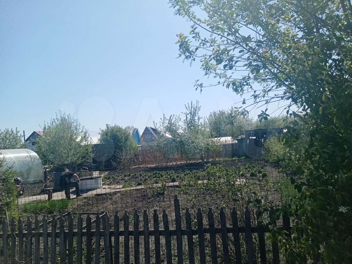 Дом 10 м² на участке 5 сот.