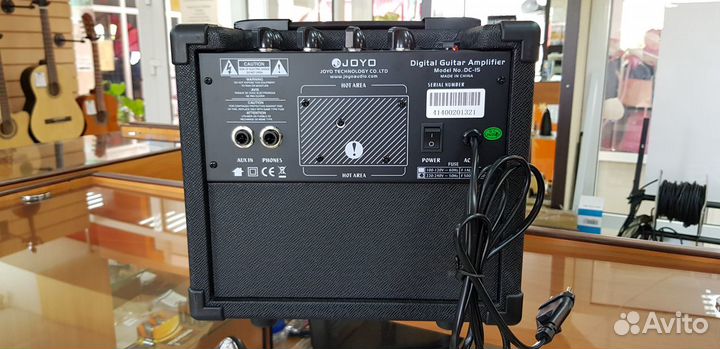 Гитарный комбоусилитель c эффектами joyo DC-15