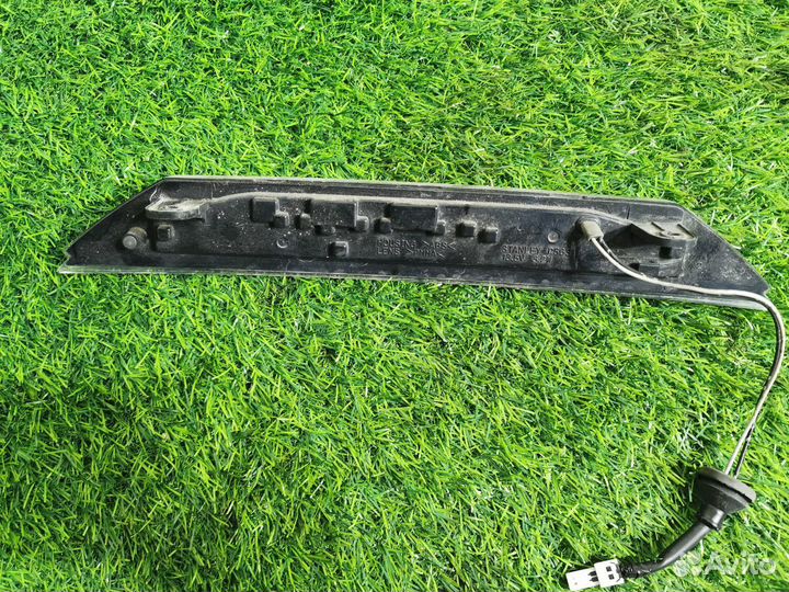 Фонарь задний стоп-сигнал Mitsubishi Outlander II