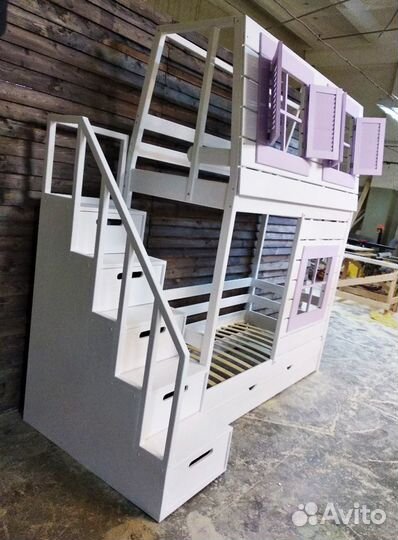 Двухъярусная детская кровать домик, лестница комод