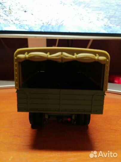 Модель грузовика