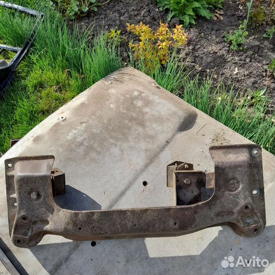 Передняя балка на светогор