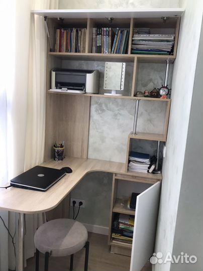 Уголок школьника (стол+шкаф)