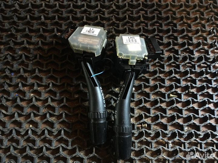 934203K400 Переключатель подрулевой света и дворни