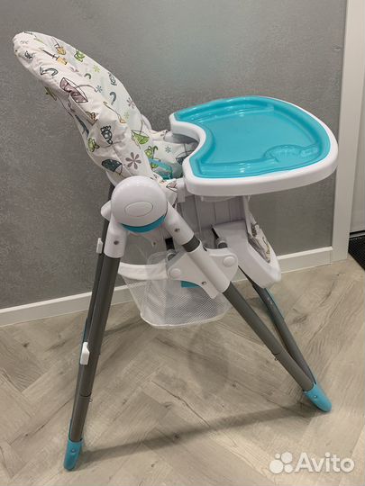 Стул для кормления зонтики