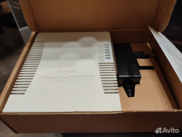 Роутер Mikrotik RB951Ui-2HnD