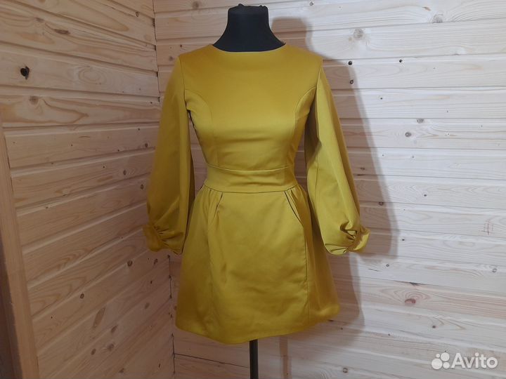 Золотое вечернее платье от Ulyana Sergeenko 40-42