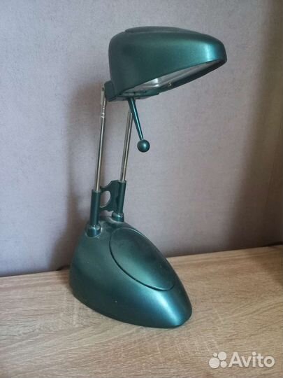 Лампа настольная