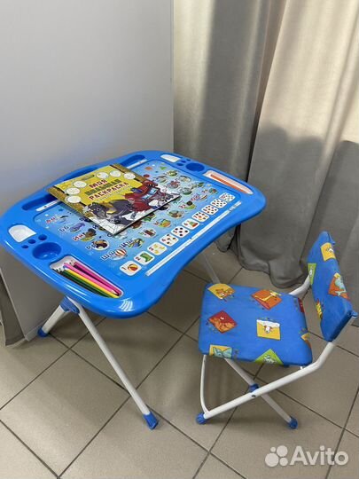 Детский стол и стульчик
