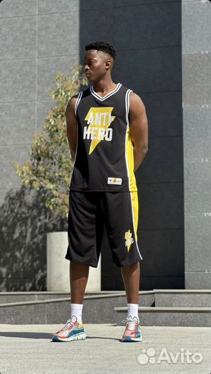 Спортивный комплект мужской Under Armour