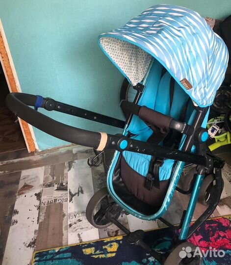 Продам коляску 3 в 1