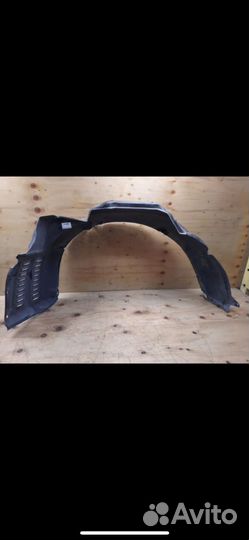 Подкрылки на mitsubishi grandis передние