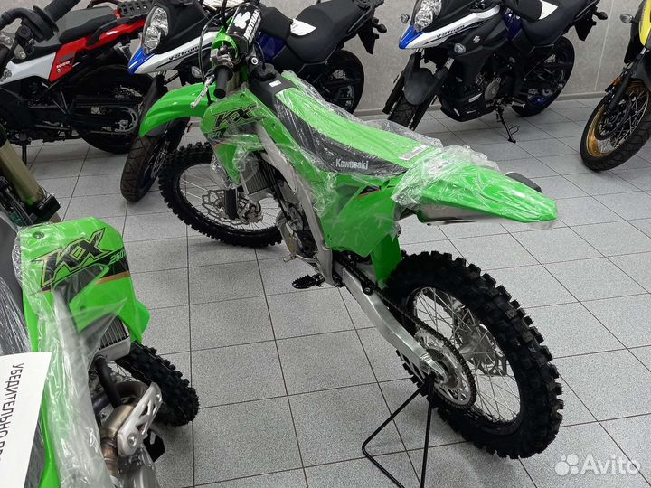 Мотоцикл Kawasaki KX250 2022