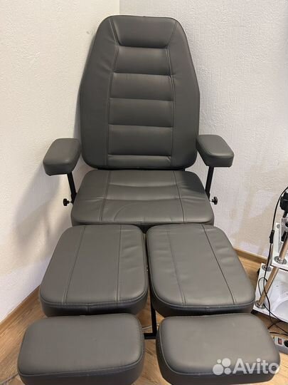 Педикюрное кресло