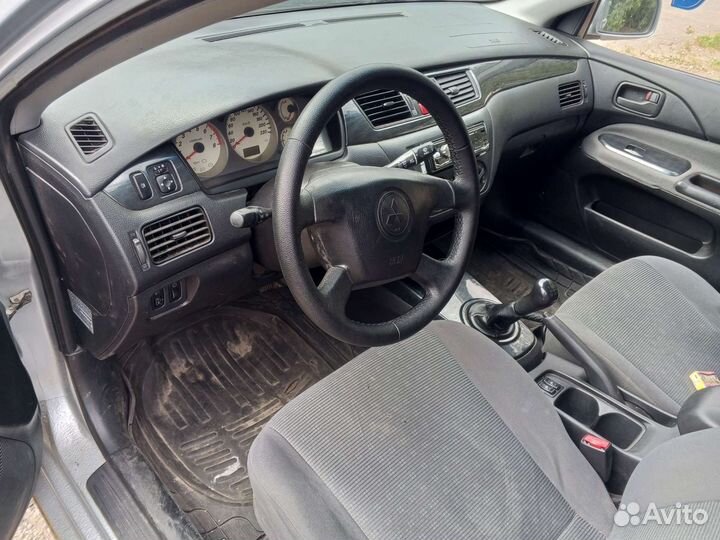 В разборе Mitsubishi Lancer 9 4G18 2005