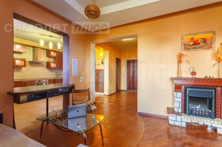 3-к. квартира, 82 м², 12/18 эт.