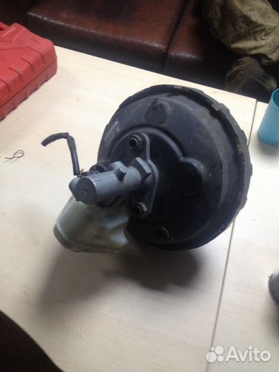 Вакуумный усилитель и гтц с бочком Audi Q7