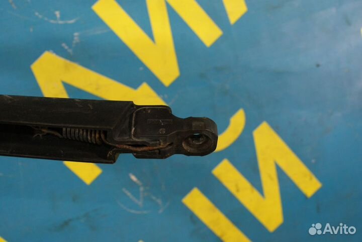 Поводок заднего дворника Hyundai Tucson JM