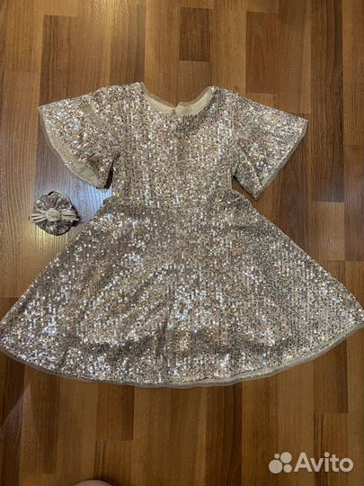 Нарядное платье для девочки 98