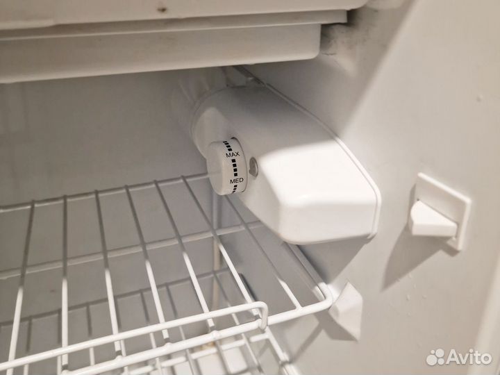 Холодильник бу маленький