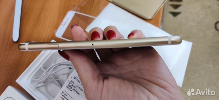 iPhone 7, 32 ГБ