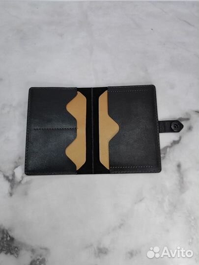 Обложка для паспорта и документов из кожи