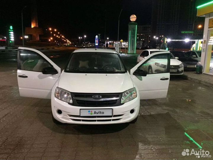 LADA Granta 1.6 МТ, 2015, 230 000 км