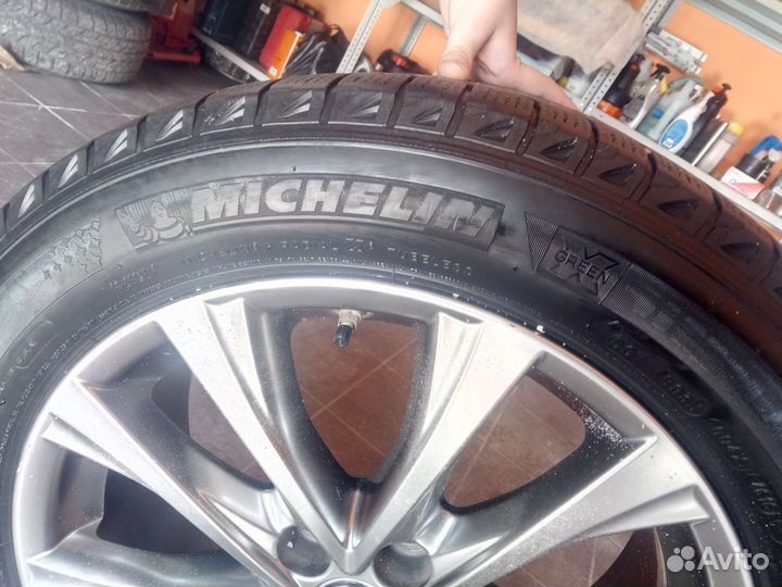 Michelin Latitude X-Ice 235/55 R18