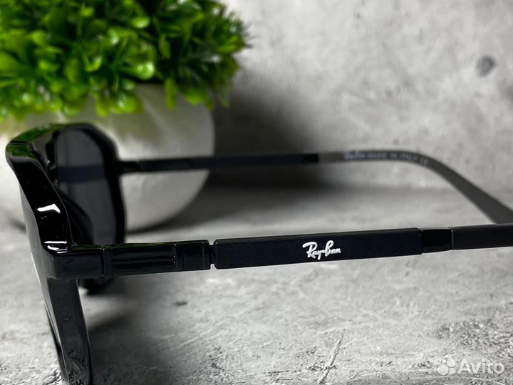 Cолнцезащитные очки Ray Ban