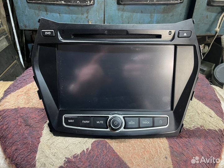 Магнитофон Hyundai SantaFe
