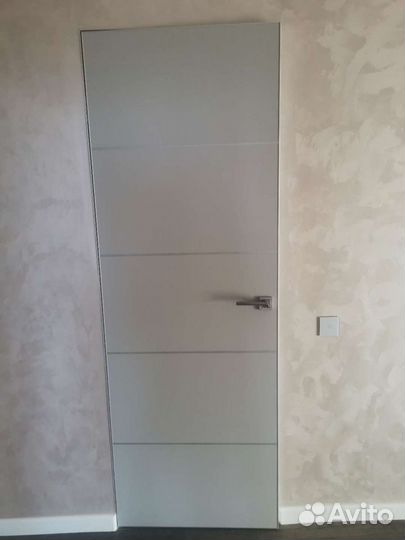 Межкомнатная дверь(полотно) новая 650/2000