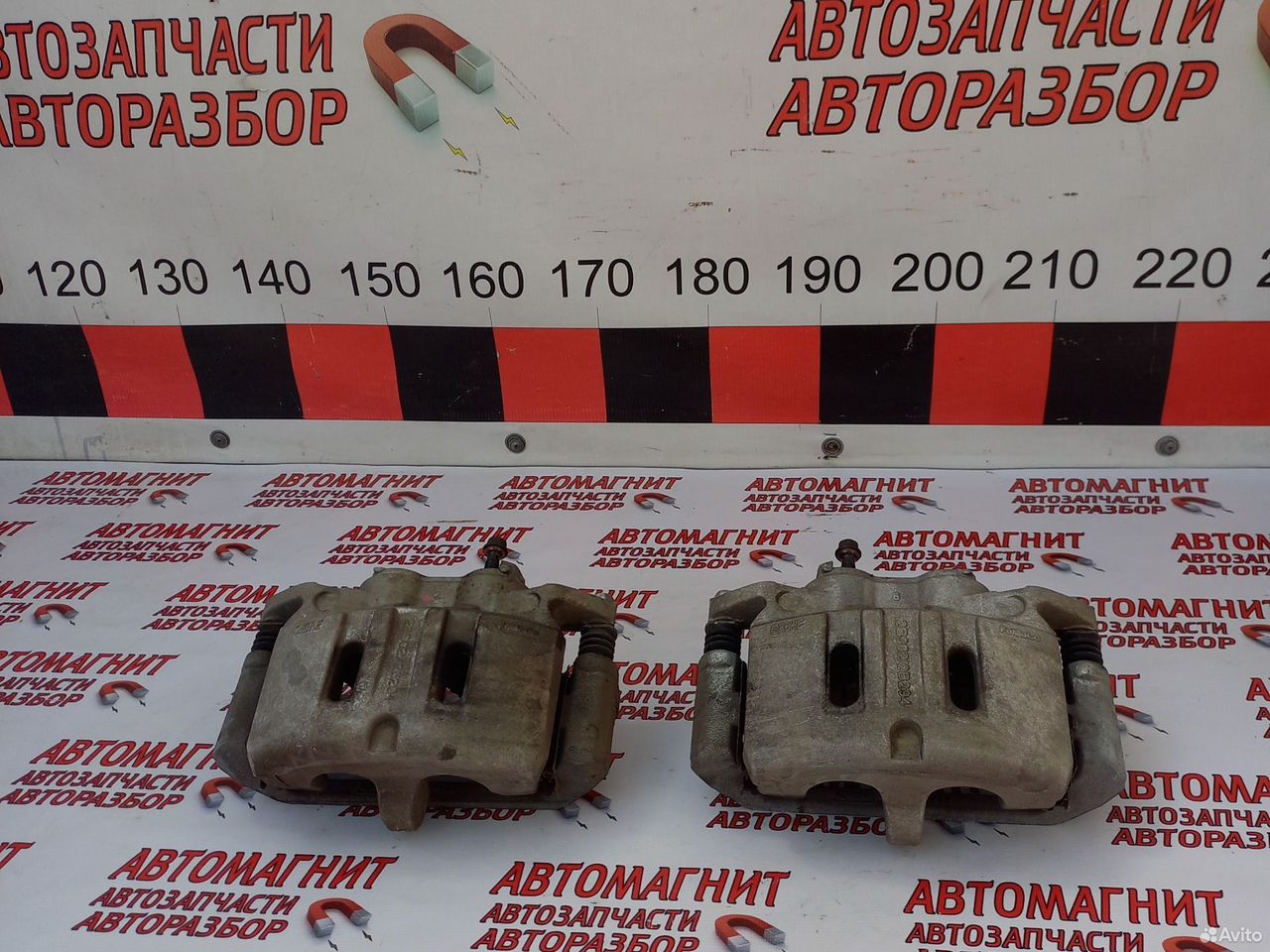 Супорт тормозной передний Форд Мустанг 6 14-23