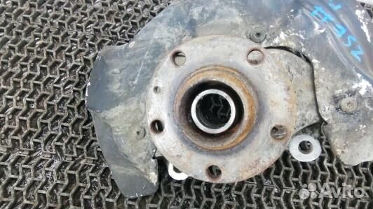 Ступица передняя левая audi A6 C6 (ZSE11K901)