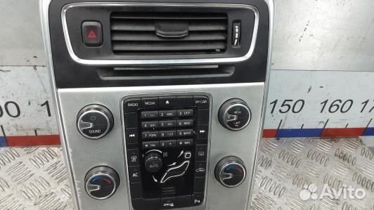 Центральная консоль volvo V60 1 (3UK20I301)