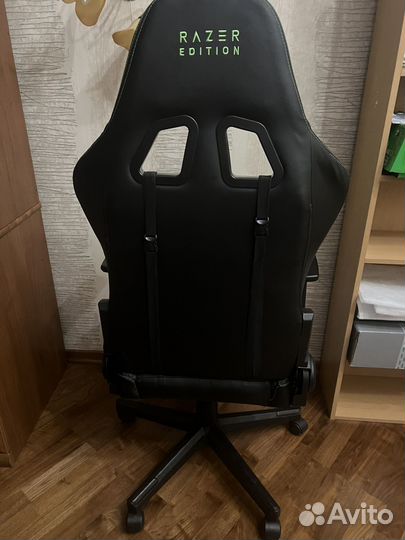 Игровое кресло razer
