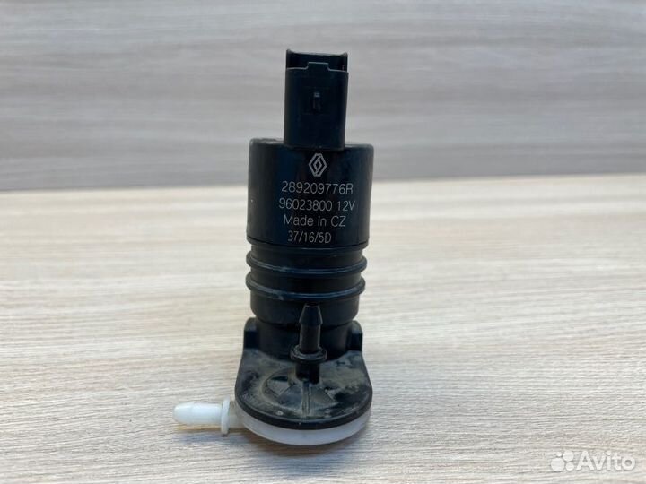 Насос стеклоомывателя LADA X-Ray