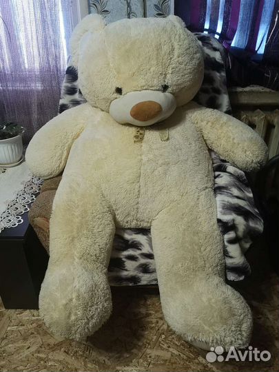 Плюшевый медведь