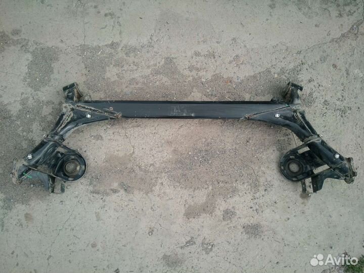 Балка задняя Skoda Rapid под барабан