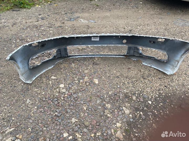 Бампер передний на Volkswagen passat B7