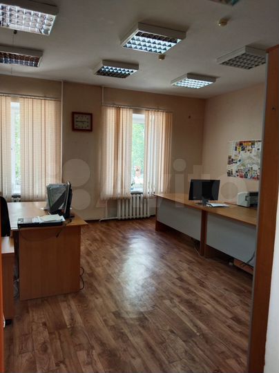 Нежилое помещение, 844.3 м²