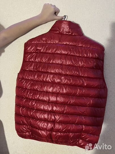 Жилетка осенняя, весенняя, красного цвета